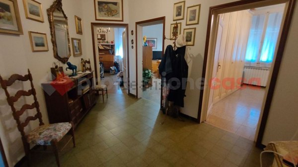 appartamento in vendita a Firenze in zona Pignone