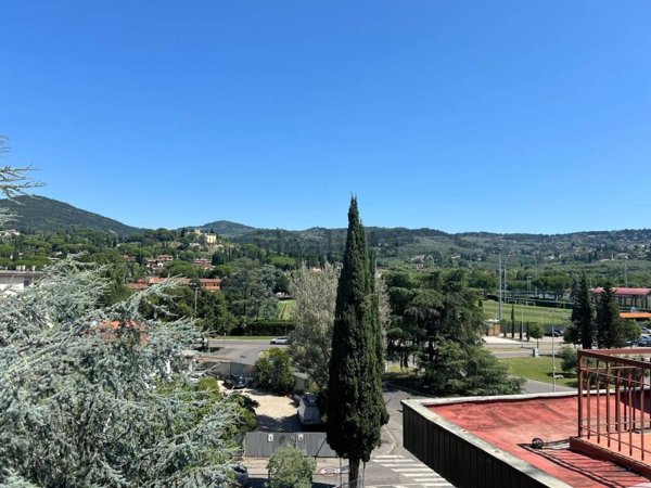 appartamento in vendita a Firenze in zona Coverciano