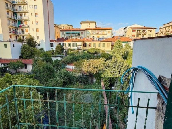 quadrivano in vendita a Firenze in zona Centro Storico