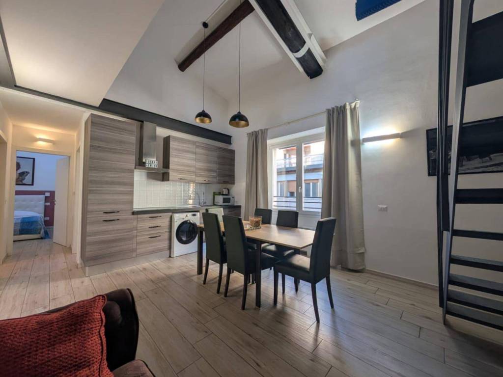 appartamento in vendita a Firenze in zona Centro San Lorenzo