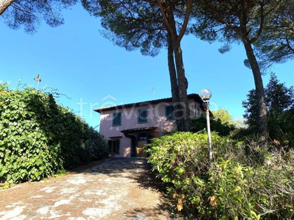 casa indipendente in vendita a Firenze