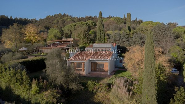 casa indipendente in vendita a Firenze in zona Settignano