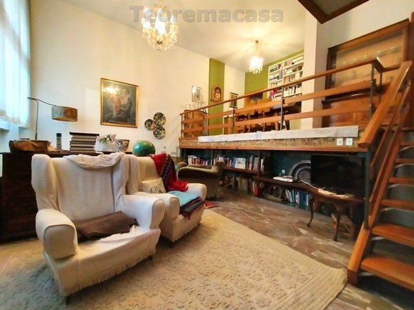 appartamento in vendita a Firenze in zona Statuto