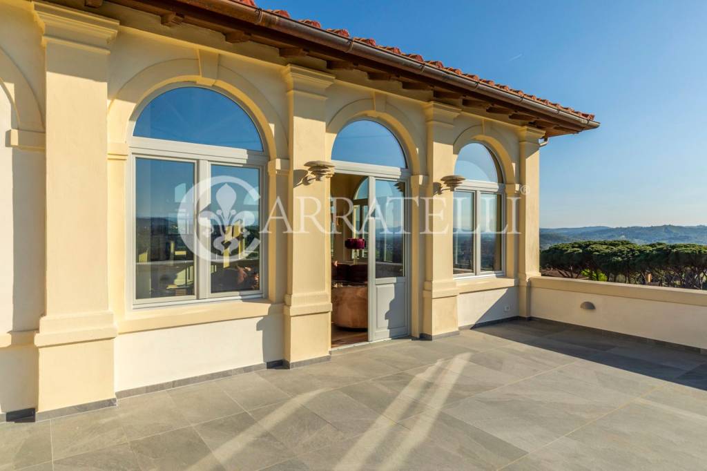 appartamento in vendita a Firenze in zona Settignano