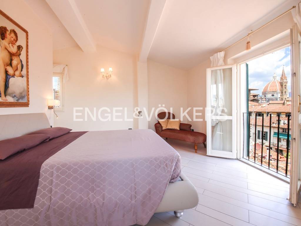 appartamento in vendita a Firenze in zona Centro Santa Croce