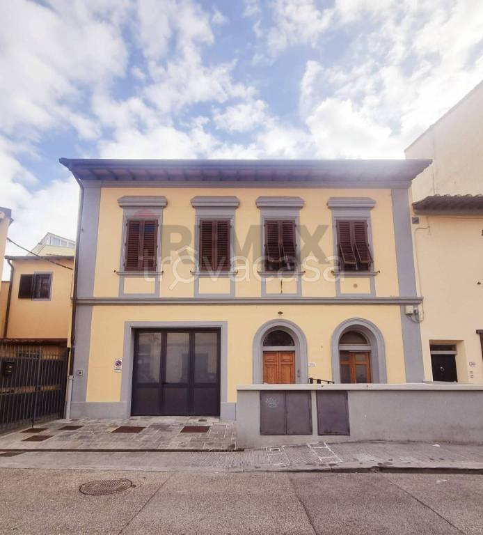 ufficio in vendita a Firenze in zona Careggi
