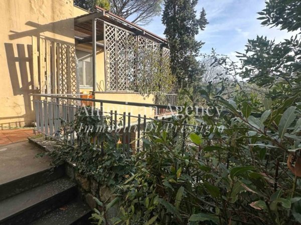 casa indipendente in vendita a Firenze in zona Porta Romana