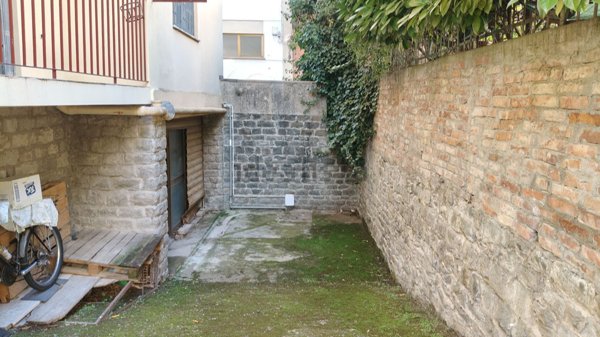 locale di sgombero in vendita a Firenze in zona Coverciano