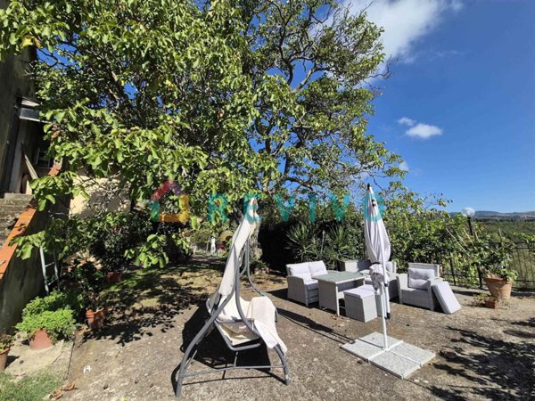 casa indipendente in vendita a Firenze