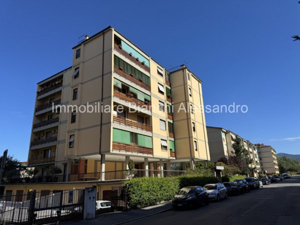 appartamento in vendita a Firenze in zona Isolotto