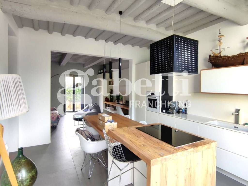 casa indipendente in vendita a Firenze in zona Ugnano