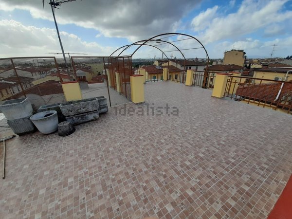 appartamento in vendita a Firenze in zona Campo di Marte