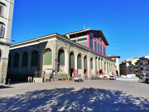 negozio in vendita a Firenze in zona Centro San Lorenzo