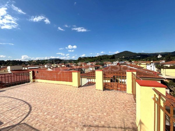 appartamento in vendita a Firenze in zona Campo di Marte