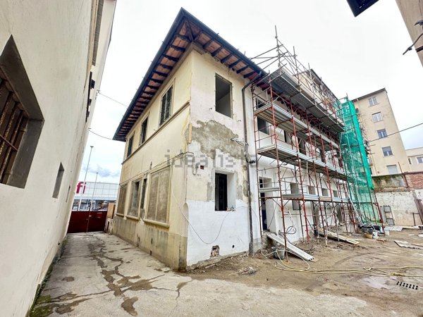 appartamento in vendita a Firenze in zona Careggi