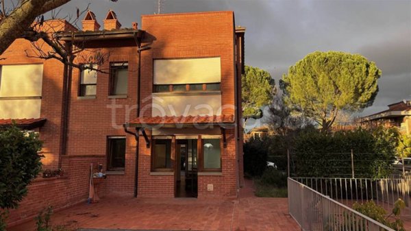 casa indipendente in vendita a Firenze