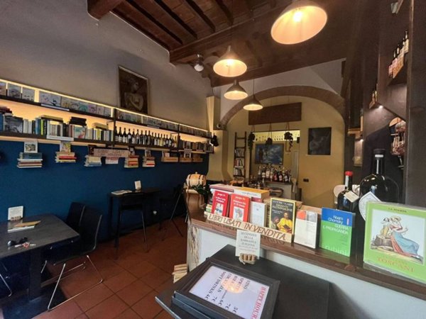 negozio in vendita a Firenze in zona Centro San Frediano