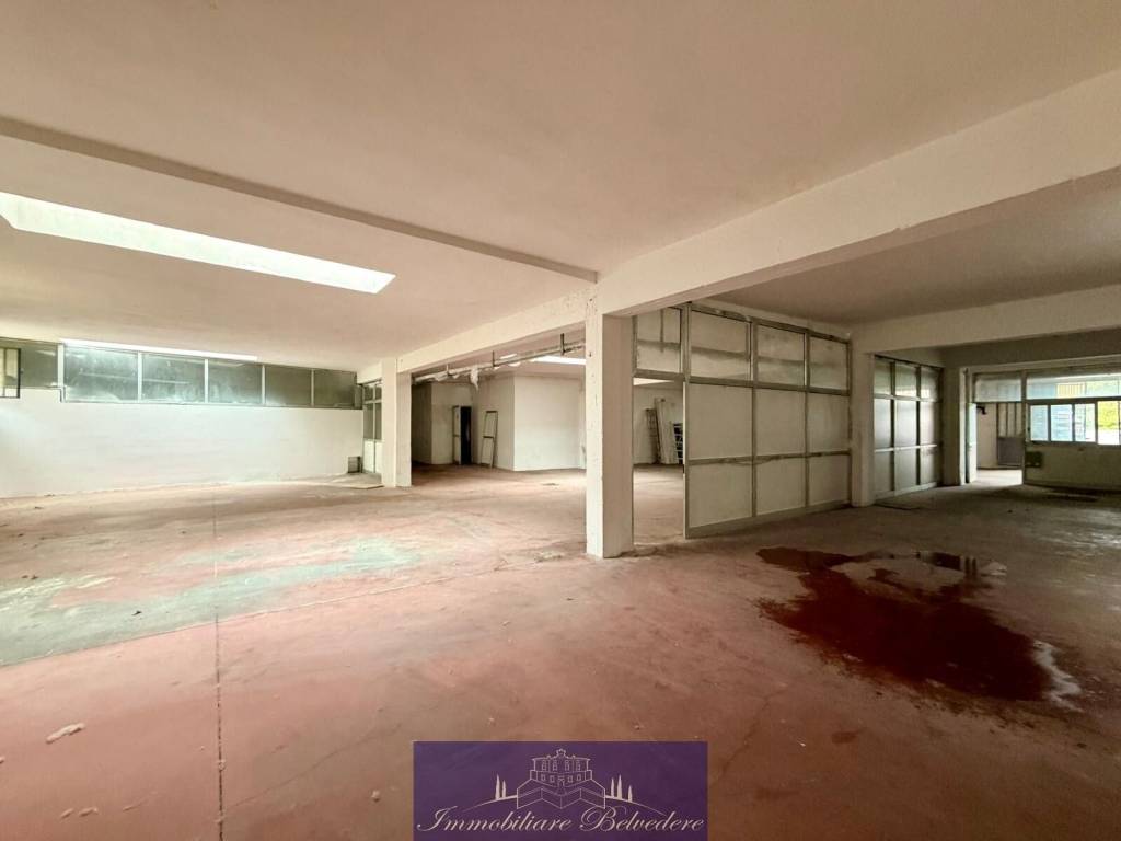 negozio in vendita a Firenze in zona Soffiano