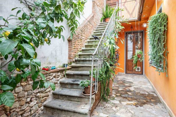 appartamento in vendita a Firenze in zona Centro Santa Croce