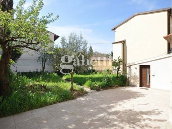 appartamento in vendita a Firenze in zona Galluzzo