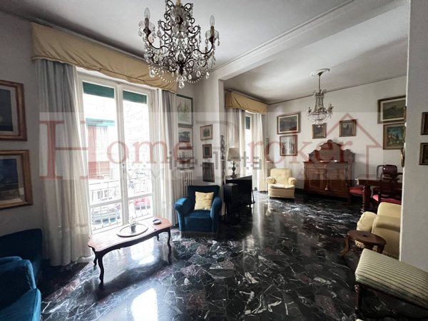 appartamento in vendita a Firenze in zona Statuto