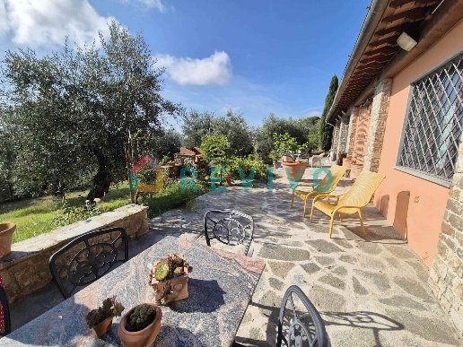 casa indipendente in vendita a Firenze