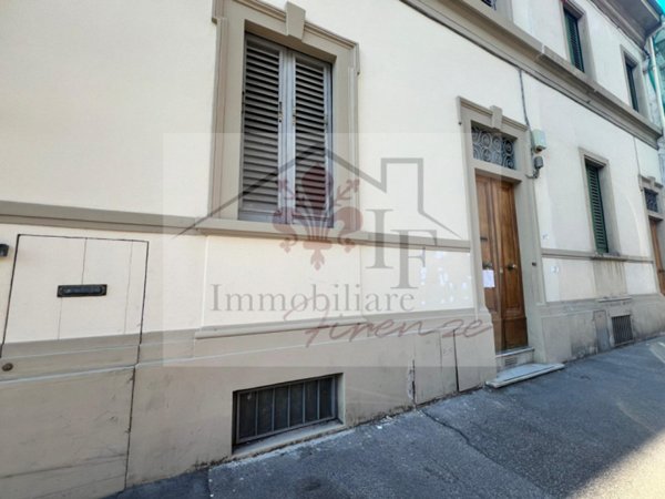 casa indipendente in vendita a Firenze in zona Statuto