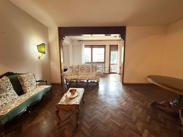 appartamento in vendita a Firenze in zona Campo di Marte