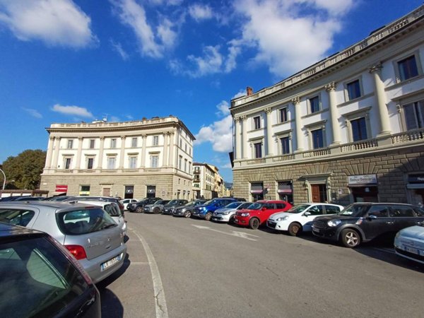 appartamento in vendita a Firenze in zona Campo di Marte