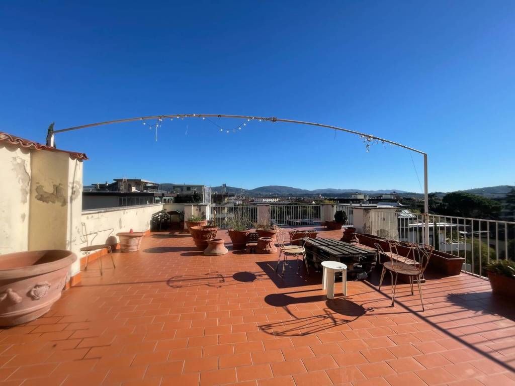 appartamento in vendita a Firenze in zona Campo di Marte