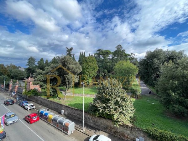 appartamento in vendita a Firenze in zona Statuto