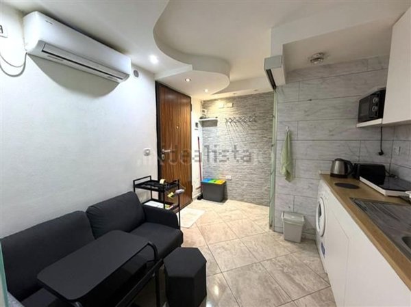 locale di sgombero in vendita a Firenze in zona Centro Duomo