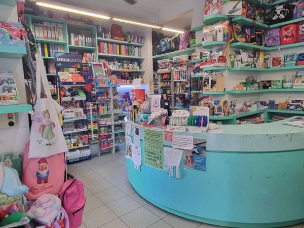negozio in vendita a Firenze in zona Badia a Ripoli