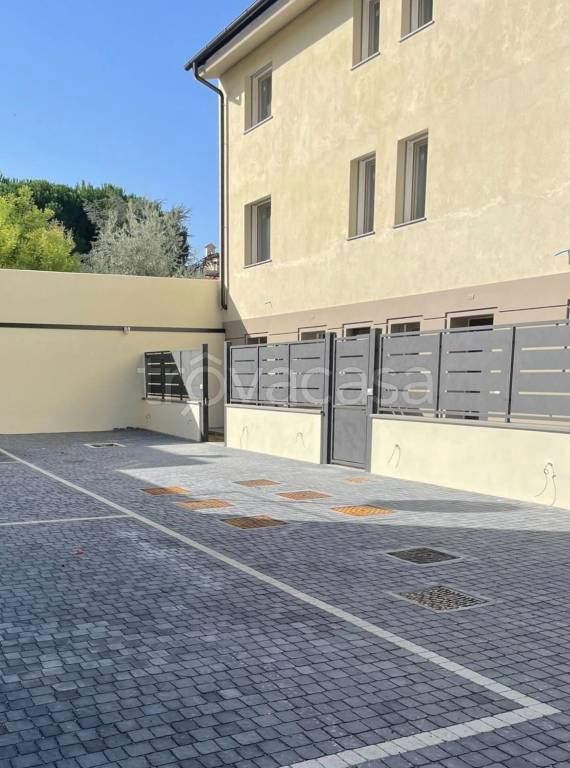 casa indipendente in vendita a Firenze in zona Centro Santa Croce