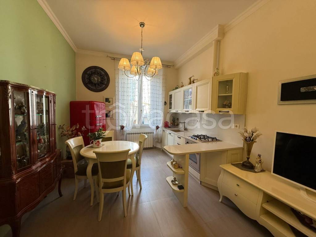 casa indipendente in vendita a Firenze in zona Centro Storico