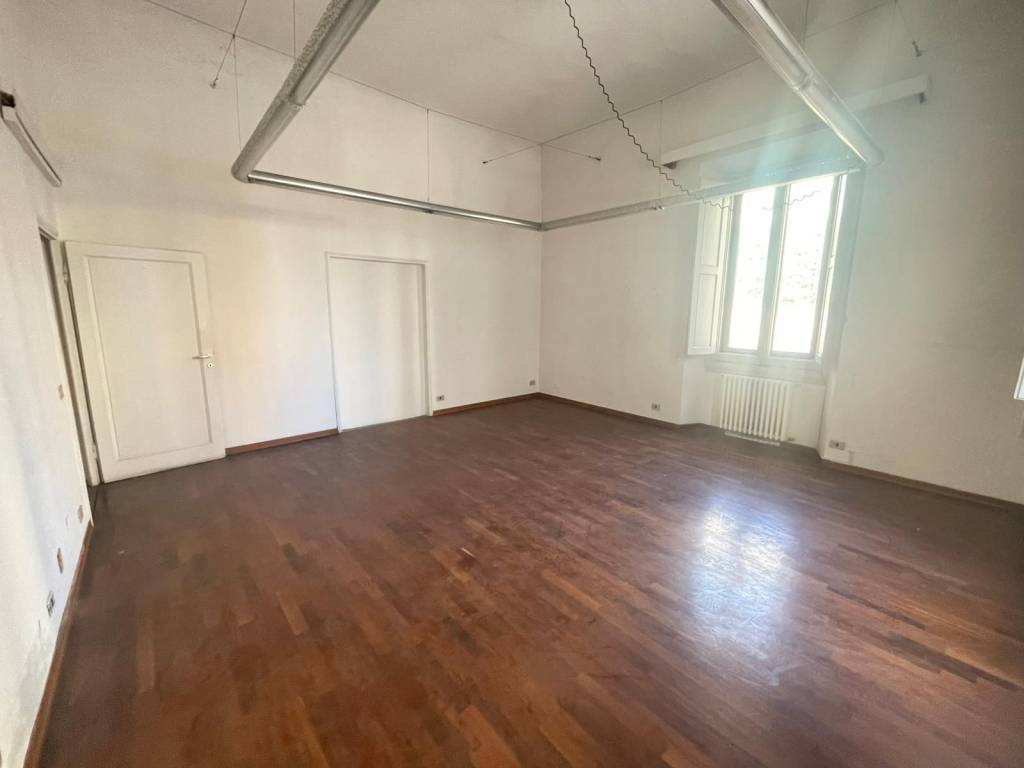 appartamento in vendita a Firenze in zona Campo di Marte