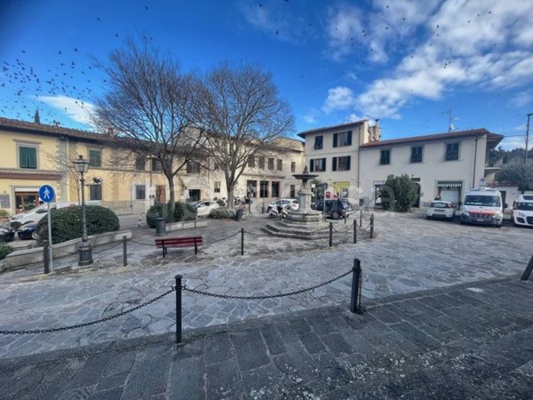 appartamento in vendita a Firenze in zona Settignano