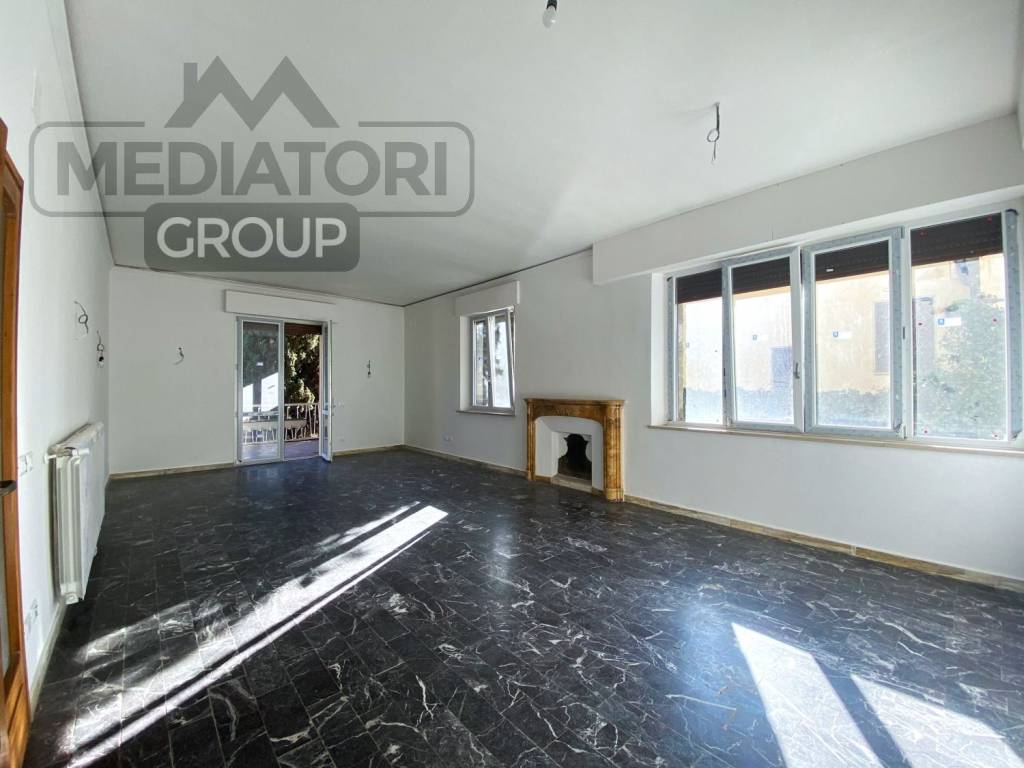 appartamento in vendita a Firenze in zona Statuto