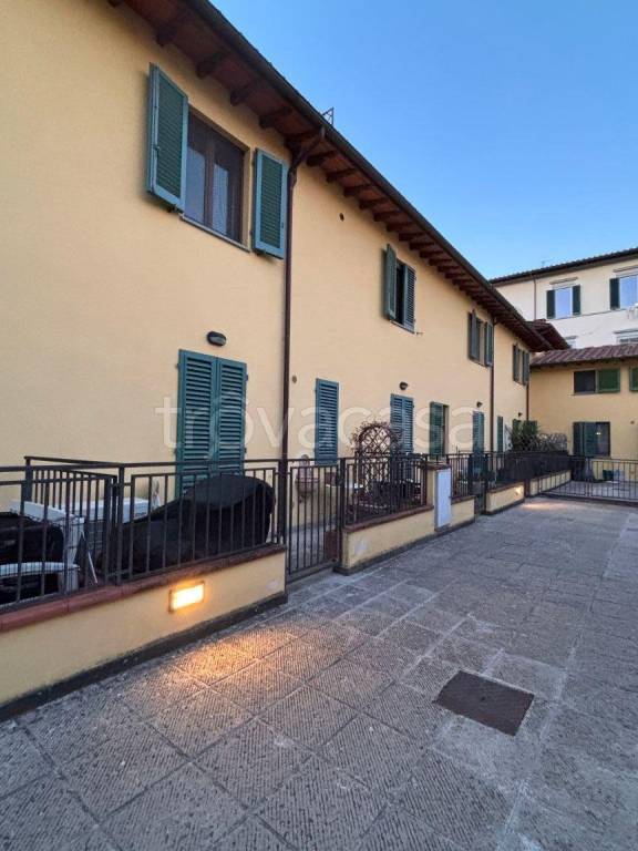 casa indipendente in vendita a Firenze in zona Centro San Frediano