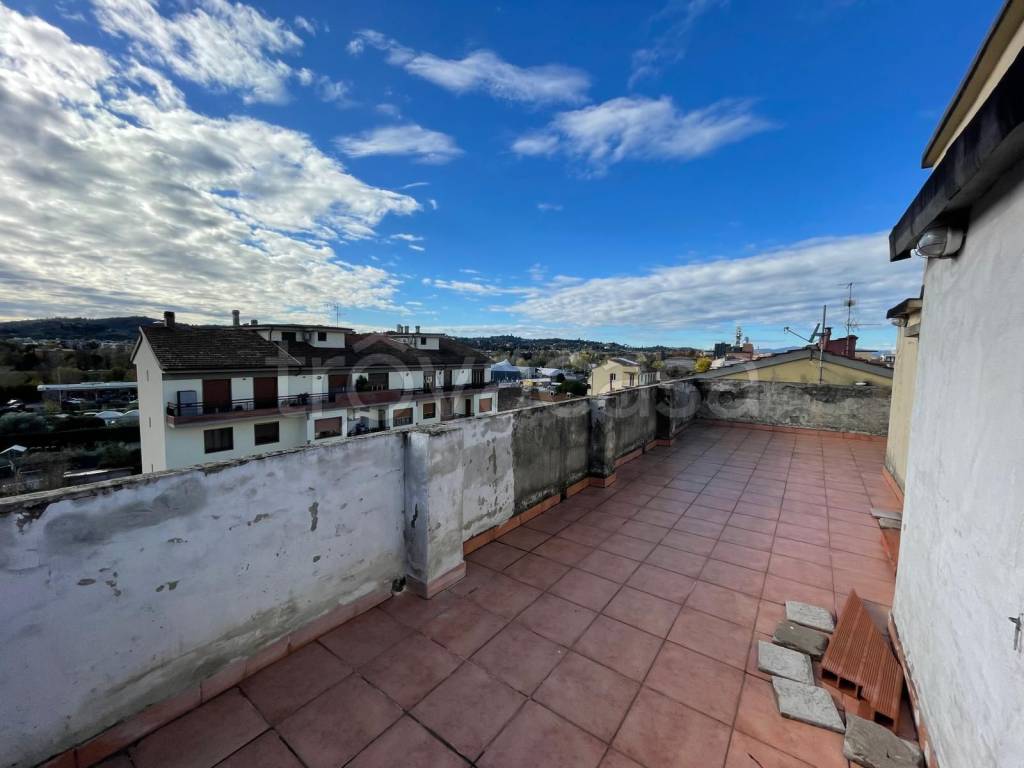 appartamento in vendita a Firenze in zona Rovezzano