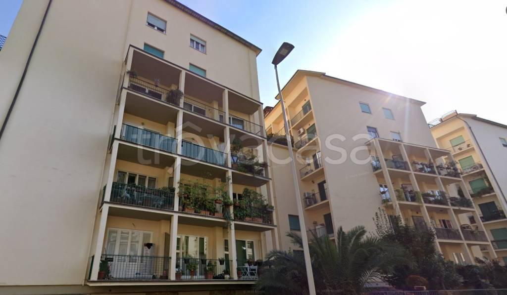 appartamento in vendita a Firenze in zona Bellariva