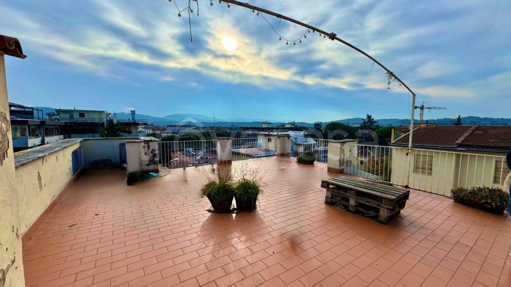 appartamento in vendita a Firenze in zona Campo di Marte