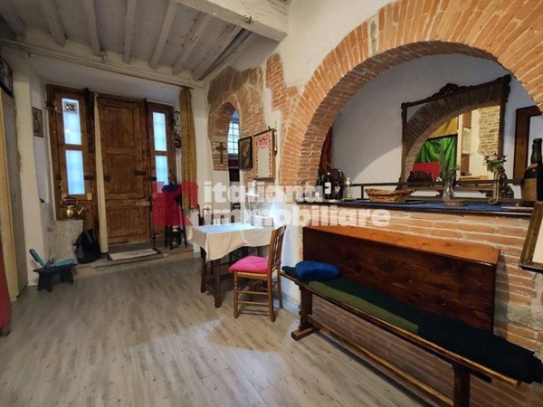 negozio in vendita a Firenze in zona Centro San Frediano