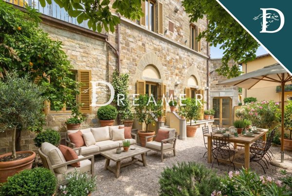 casa indipendente in vendita a Firenze in zona Centro San Niccolò