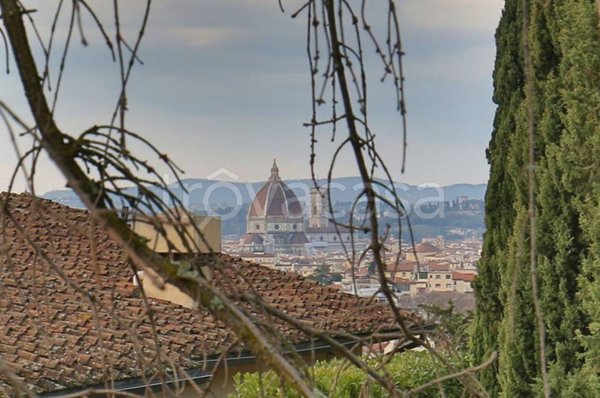 casa indipendente in vendita a Firenze in zona Centro Storico
