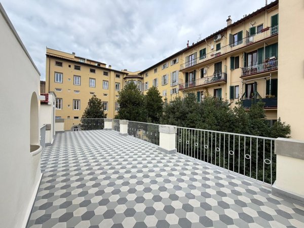 casa indipendente in vendita a Firenze in zona Centro Duomo
