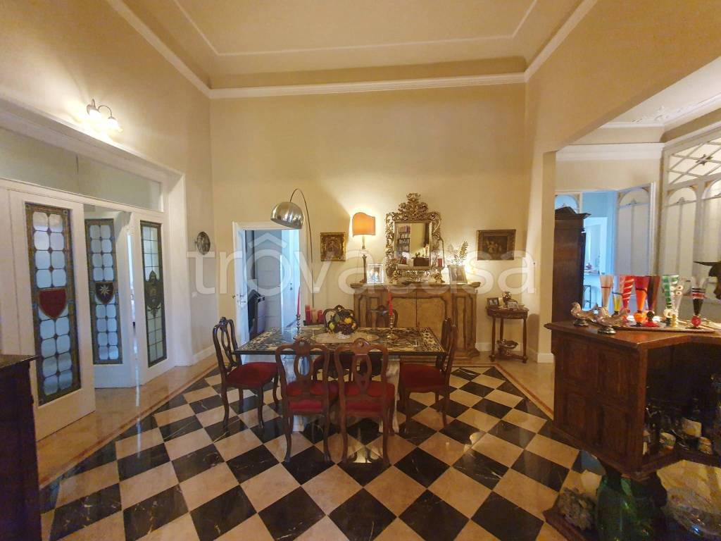 casa indipendente in vendita a Firenze in zona Centro Storico