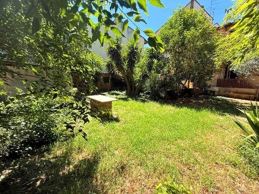 appartamento in vendita a Firenze in zona Campo di Marte