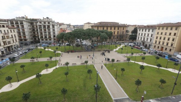 negozio in vendita a Firenze in zona Statuto