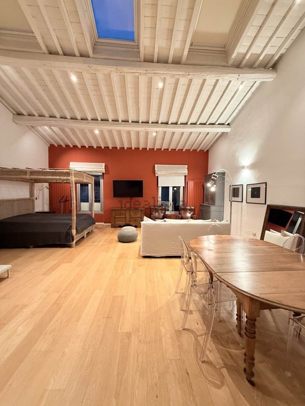 appartamento in vendita a Firenze in zona Campo di Marte